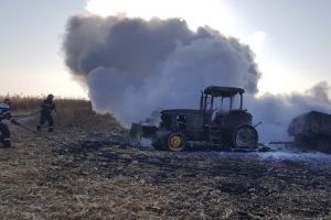 Incendiu puternic la mai multe utilaje agricole
