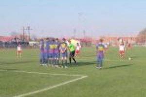 FOTO, LIVE-TEXT: Șoimii Lipova – Metalurgistul Cugir 1-0 (0-0), în derby-ul pentru promovare! Liderul, avans de 9 puncte faţă de gruparea de sub Drăgana!