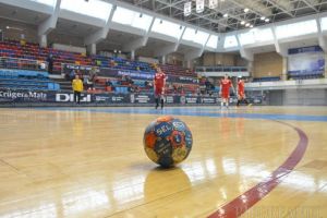 Handbaliştii de la CSM Oradea speră să obţină sâmbătă o nouă victorie în Divizia A