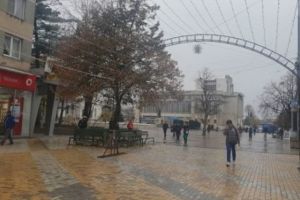 Primăria vrea măturătoare super-dotate!