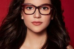 Cea mai sexy apariţie a Cleopatrei Stratan de până acum! Cum a ieşit din casă adolescenta