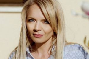 LA SFAT CU PSIHIATRUL. Ce este dermatilomania, tulburarea anxioasă care te face să-ţi mutilezi pielea 