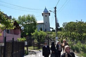 DUMINICĂ: 685 de atestare documentare a Parohiei Ortodoxe Române ”Sfinţii Arhangheli Mihail şi Gavril” din satul Limba, comuna Ciugud