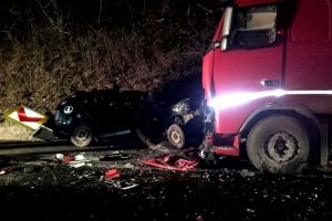 Accident Râmnicu Vâlcea. Carambol pe şosea. Mai multe persoane, rănite