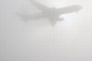 Aeroportul Internaţional din Cluj închis din cauza ceţii. Sâmbătă au fost anulate nouă curse. Duminica începe cu o întârziere