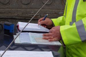 Zeci de soferi au ramas fara permis din cauza vitezei excesive sau a consumului de alcool