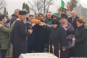 FOTO, VIDEO. Militarul Claudiu Vasile Popa, căzut în luptă în Afganistan acum 5 ani, comemorat de Ziua Veteranilor la Cimitirul din Alba Iulia