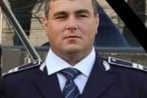 Doliu in IPJ Constanta. Un politist a murit. Colegii au incercat sa il salveze