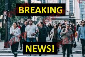 Breaking NEWS! Un BĂRBAT a INTRAT cu MAȘINA în MULȚIME, la MALL