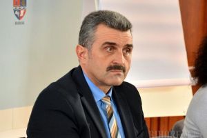 Călin Puia contraatacă: Preşedintele CJ, Pásztor Sándor, merge la vânătoare în timpul serviciului, suferă de 