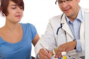 Le iei şi tu când eşti bolnav! Pastilele care îţi pot distruge sănătatea. Explicaţiile imunologilor