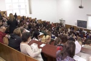 Peste 8400 de candidaţi, la rezidenţiatul din această toamnă