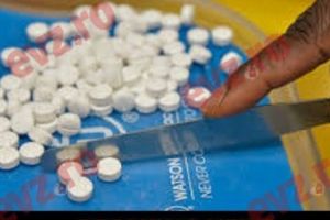 Pastile otrăvitoare în România. MULŢI LE IAU, PERICOL ESTE IMENS! Breaking news la farmacii