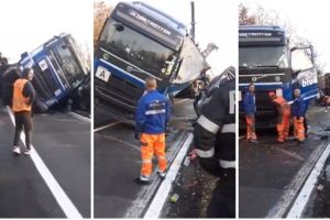 O persoana ranita grav dupa ce un autotren s-a rasturnat peste o masina, in Timis