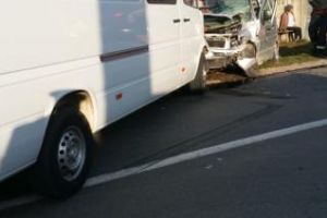 CLUJ: Accident cu trei victime. Șoferul vinovat era rupt de beat şi nu avea permis FOTO