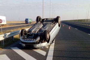 Cu rotile-n sus pe Autostrada Arad – Timisoara