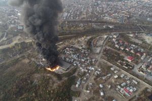 Garda de Mediu ar putea amenda Urban Icim în urma incendiului de la depozitul de mase plastice