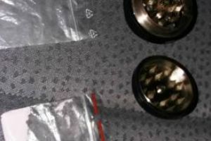 Tineri prinsi cu substante interizise asupra lor in zona Tomis 3 din Constanta si statiunea Mamaia (galerie foto)