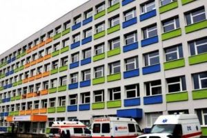 Şoc la Spitalul Pantelimon. Externată deşi e PLINĂ DE ESCARE şi CU GAURĂ ÎN UMĂR. Imagine dură în articol. Breaking news!