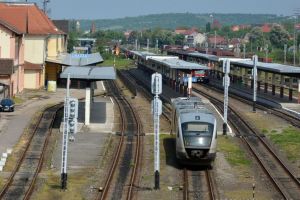 Trenul Centenarului se anulează. Primăria Oradea restituie banii celor care şi-au plătit drumul de Alba Iulia pentru 1 Decembrie