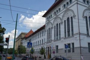 Dezbatere. Cresc impozitele pe maşini cu 50% într-un mare oraş