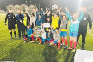 FOTO: Bistra, câştigătoarea primei ediţii a Cupei Satelor, în Alba | Antrenorul Tiberiu Boca, artizanul creşterii unor generaţii talentate de fotbalişti în Munţii Apuseni