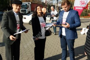 „Oameni noi în politică”, acţiune de strângere de semnături, la Găeşti