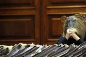 CUTREMUR ÎN JUSTIȚIE! Ies la iveală INFORMAȚII DEVASTATOARE despre procurorul Lazăr. A OMORÂT o grefieră. Era BEAT la volan