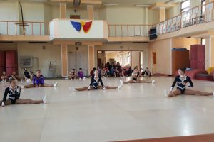 Medalii pentru sportivii de la Cetate Deva la Naţionalele de Gimnastică Aerobică
