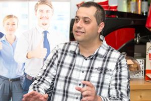 Totul despre promovarea afacerilor hunedorene în mediul online, la „Jos pălăria”