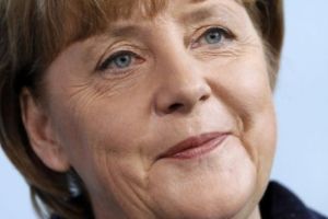 Imagini VIRALE! Merkel confundată cu Brigitte Macron! Cum a reacţionat preşedintele Franţei