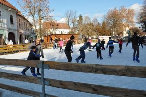 Unde vom avea patinoar iarna aceasta. Cel de lângă spital nu va mai funcţiona