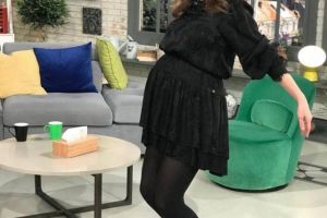 Adela Popescu a intrat în concediu de maternitate. Cine o înlocuieşte la „Vorbeşte lumea”