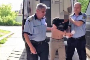 A furat, a escrocat şi acum se plânge că vrea lângă familie, cu lacrimi de crocodil