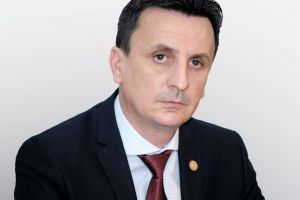 Florin Tripa: Reabilitarea drumului Nădab-Seleuş RISCĂ să rămână FĂRĂ finanţare din cauza CJA
