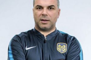Ofertă ULUITOARE primită de Cosmin Olăroiu. Antrenorului român i se propune un contract de 14 miloane de euro