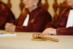 Efectele deciziei CCR referitoare la „completurile de 5” în procesele penale