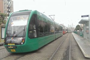 Arădenii care utilizează transportul public în comun vor avea sistem de e-ticketing