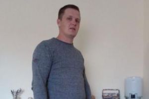 Un român a găsit 95.000 de euro într-un dulap cumpărat pe OLX. Ce a urmat