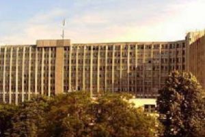 Panică la Spitalul Judeţean din Craiova. Un bărbat s-a aruncat de la etaj. Motivul este HALUCINANT