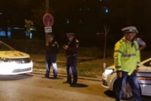 Ameninţare cu bombă la supermarket!