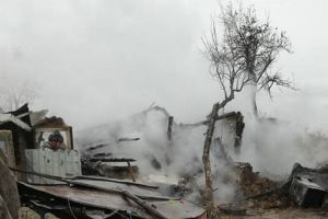 O familie numeroasă din Rădeşti a rămas în câteva minute fără toată agoniseala de-o viaţă