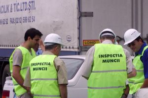 Muncă la negru la o carieră de lignit din Cătunele