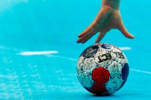 Handbalul gorjean, una caldă, alta rece