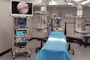 Aparatură de ultimă generaţie pentru chirurgie artroscopică la SJU Bistriţa