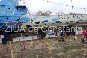 Activitati de infrumusetare in zona Garii CFR din Constanta. Ce se planteaza pe spatiul verde de la vapor (galerie foto) 