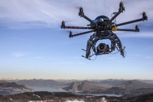 Ceremonialul militar de la Alba Iulia: Reprezentanţii MApN, apel la oameni să nu utilizeze drone, având în vedere că aeronavele vor zbura la joasă înălţime