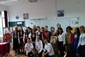 Reuniune afectiv-memoriala, inchinata Dobrogei, la Scoala Ciprian Porumbescu