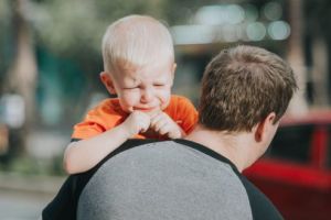 Învaţă să gestionezi crizele de furie la copil