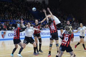 Gloria 2018, învinsă la 18 goluri de CSM Bucureşti. Paşca: ”Trebuie să schimbăm ceva”